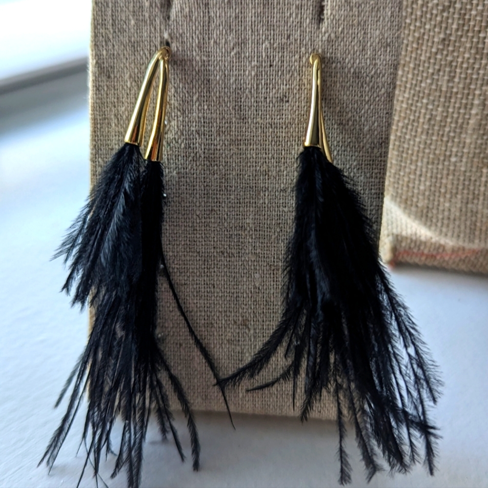 Stella & Dot black feather earrings